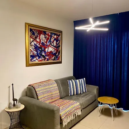 Fat Cow 101 Apartment