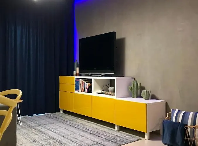 Fat Cow 101 * Ларнака